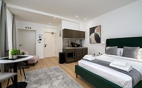Guestready - Greenwich Park Studios
